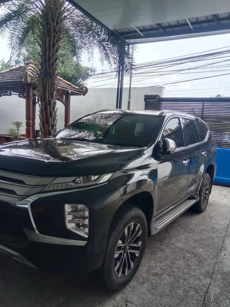 PAJERO SPORT 2022 HITAM ISTIMEWA