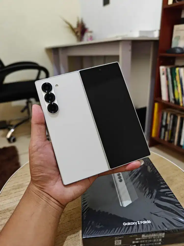 Samsung z fold 6 white 12/512gb fullset like new