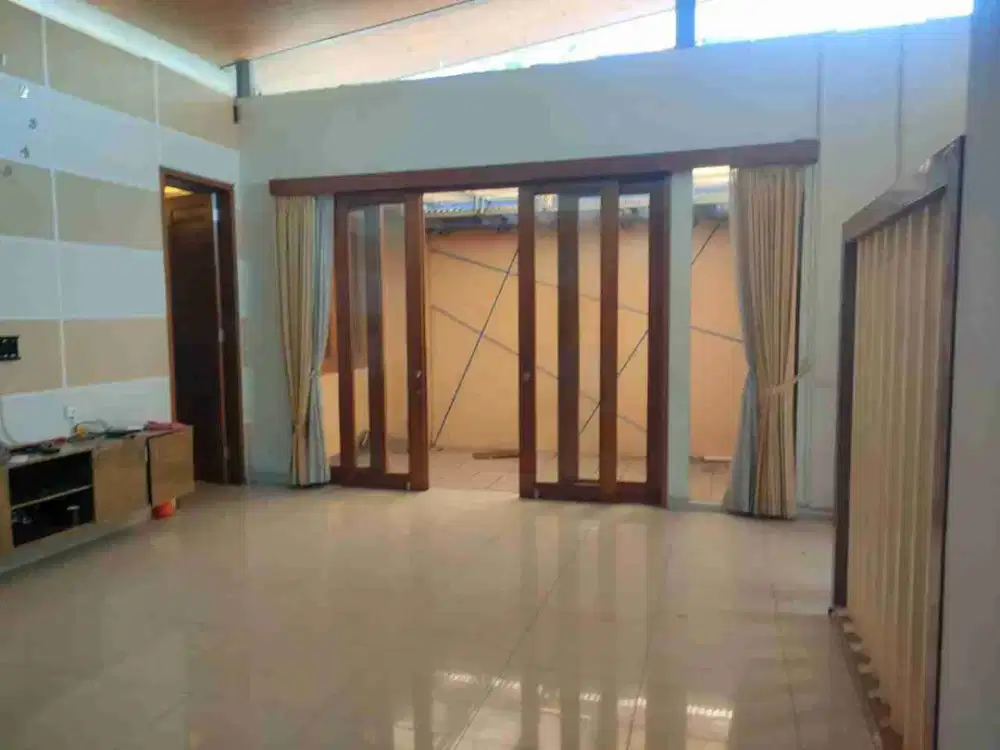 Dijual Rumah Cantik Siap Huni Solo baru