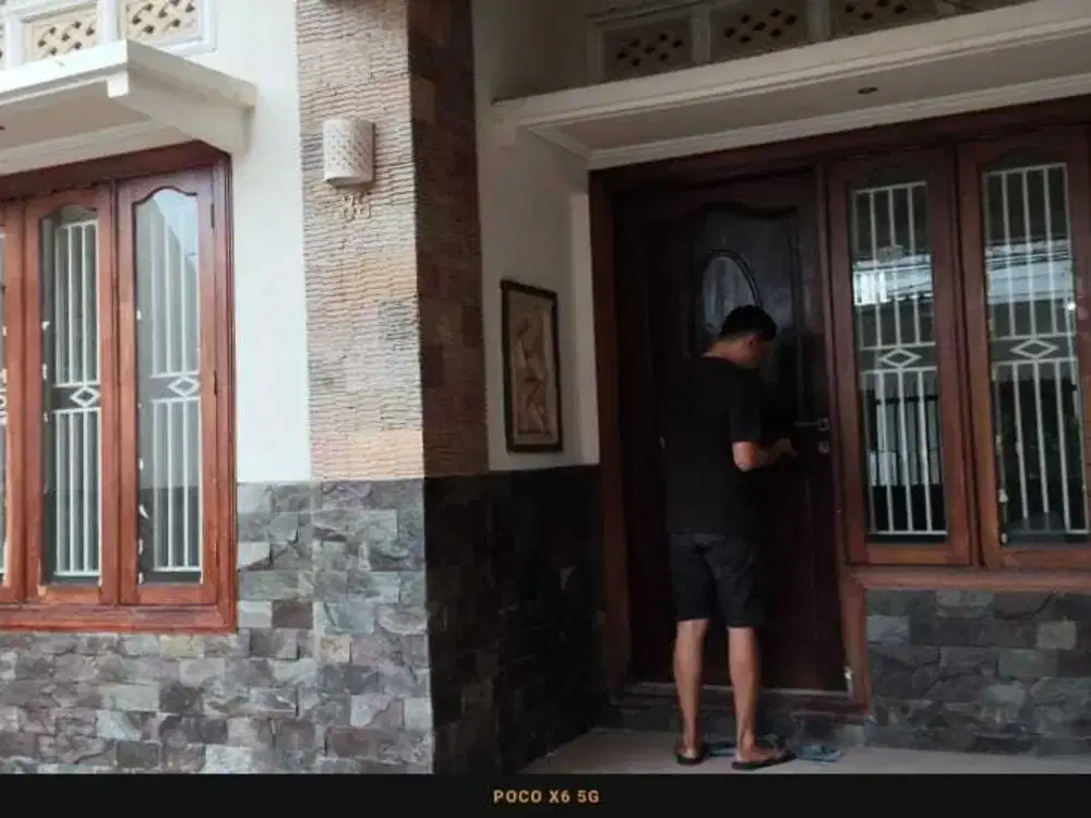 Disewakan Rumah Selangkah Ke Pakuwon Mall Simpang Darmo