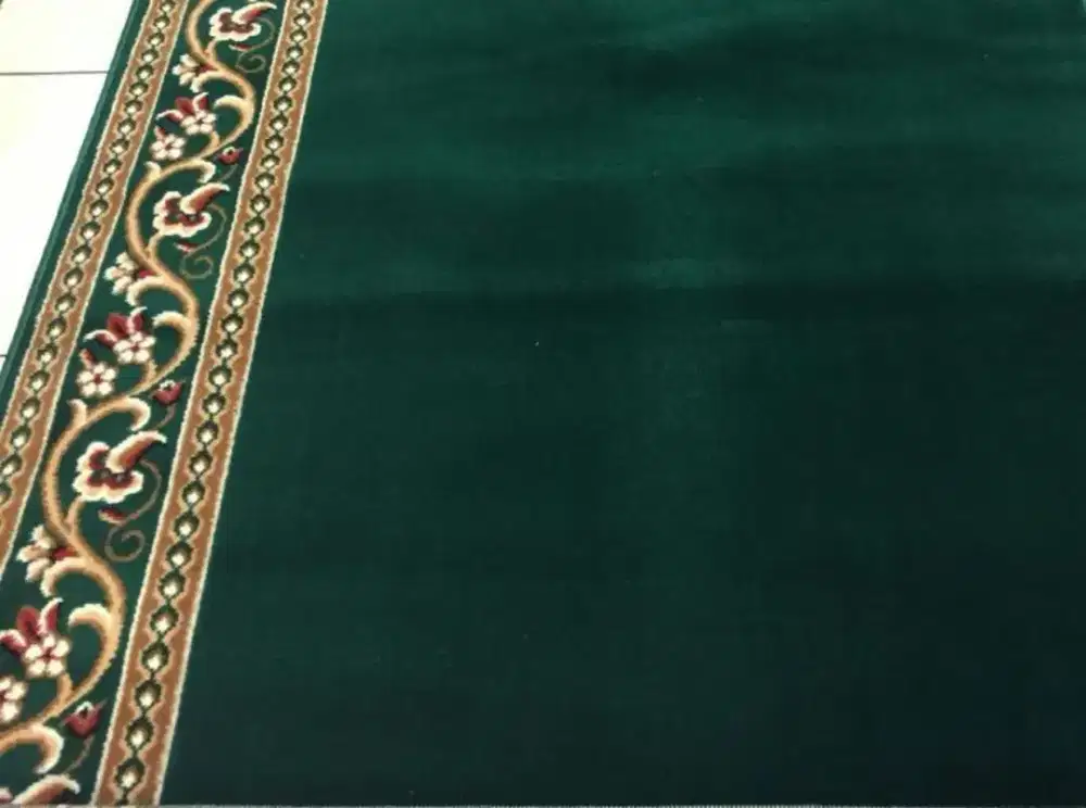 Karpet masjid lokal