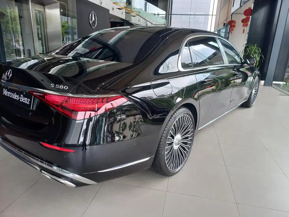 Mercedes-Benz S450 2023 Bensin