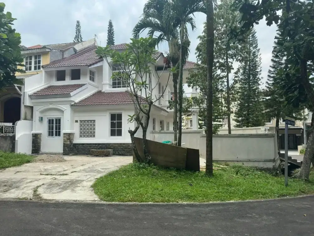 Rumah Siap Huni Posisi Hoek, View Gunung Pancar dekat ke Taman Budaya Sentul City