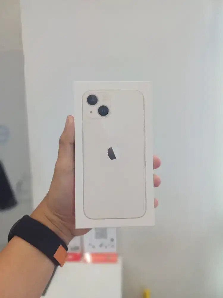 iPhone 13 128 Starlight NEW SEGEL GARANSI RESMI iBox