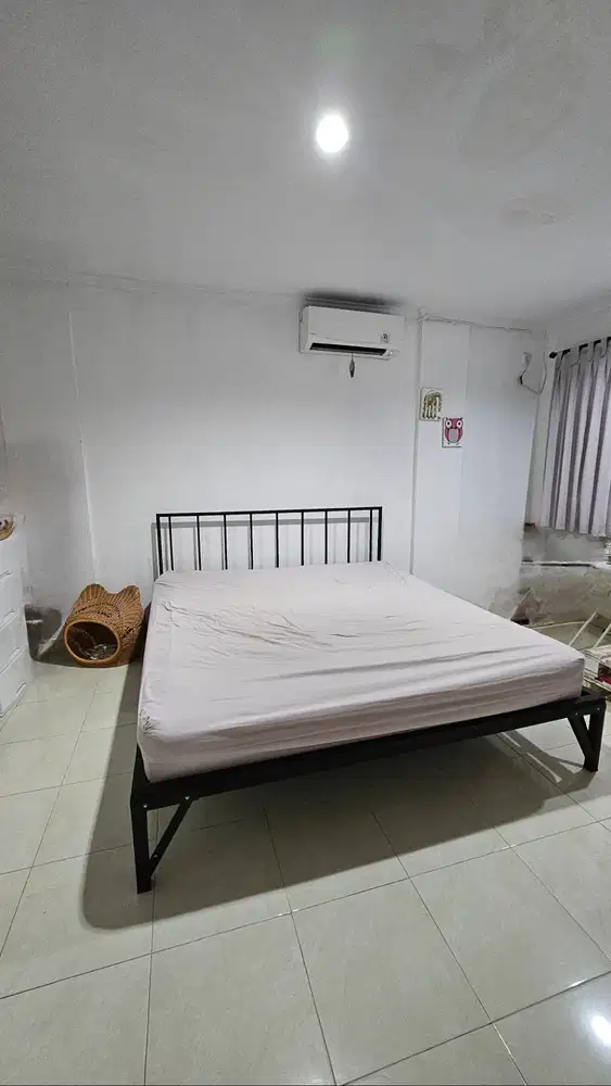 For Sale - Divan (besi) + Kasur (king size 180x200)