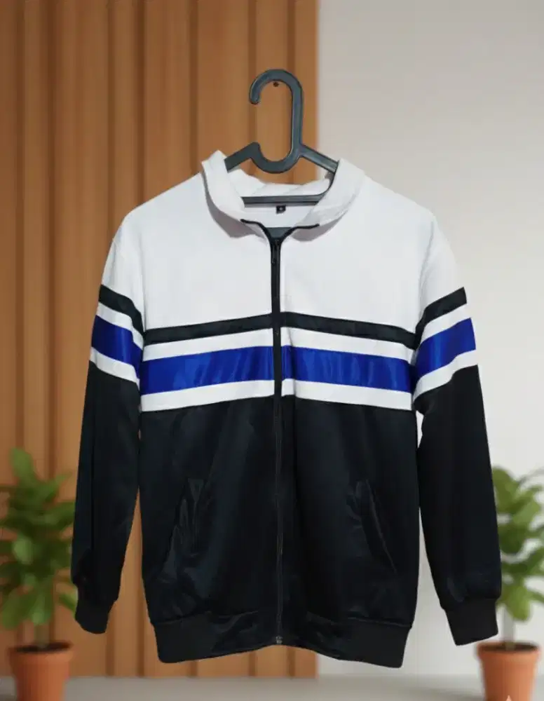 Jual baju preloved layak dan masih bagus