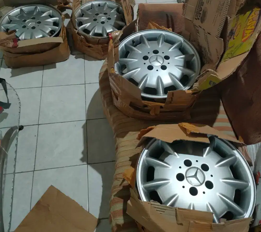 Velg mercy tenhole jarum