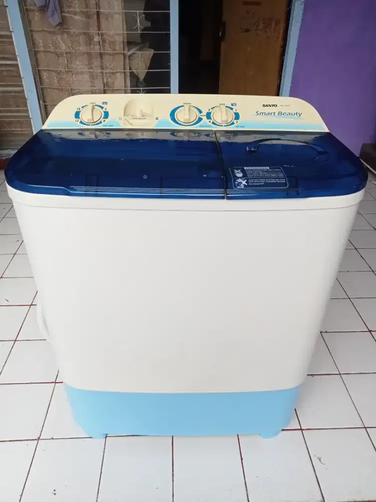 Mesin cuci SANYO normal bersih Depok 2 timur