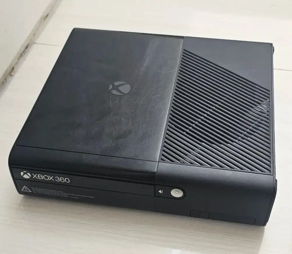 Xbox 360 Slim Model 1538 + Kinect + 2 Stick | Last Slim Version