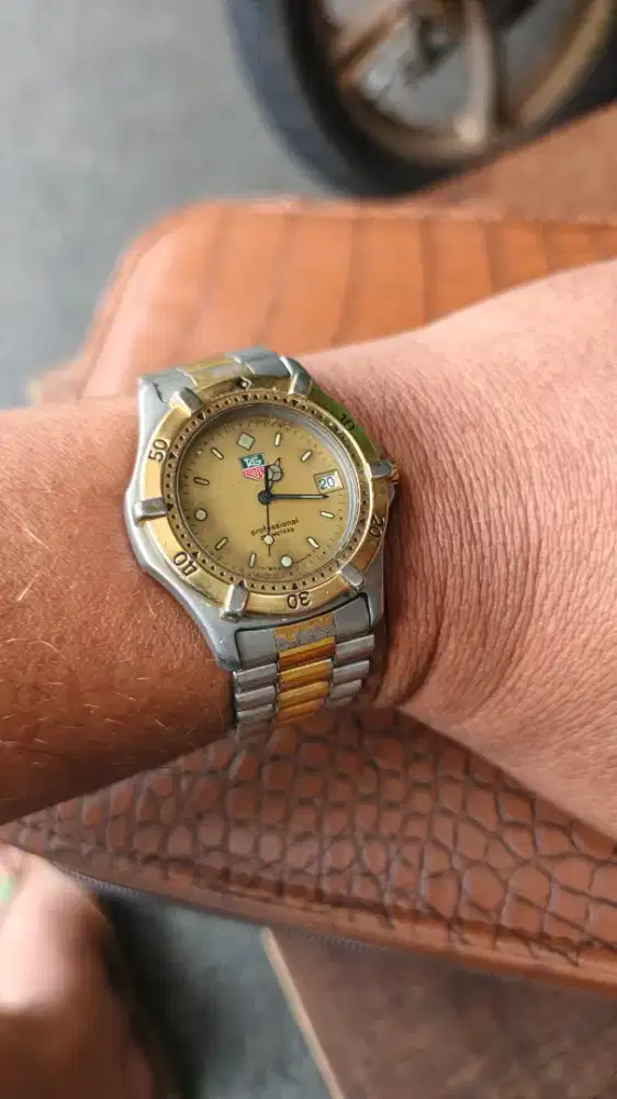 Jam tag heuer profesional