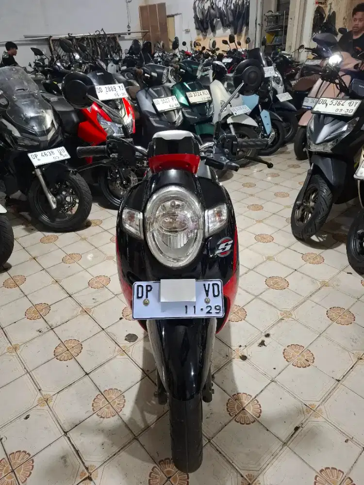 Honda Scoopy 110cc 2019 hitam
