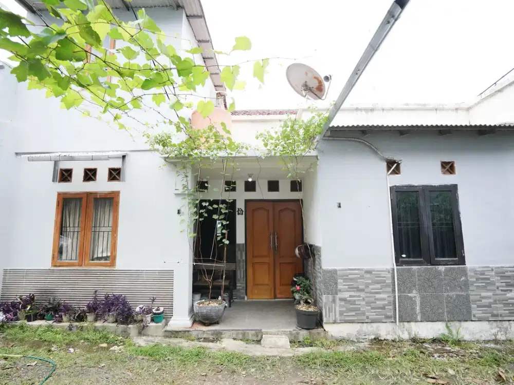 Rumah Terawat Strategis Dekat Cinere Bellevue Mall Dibantu KPR J-26217