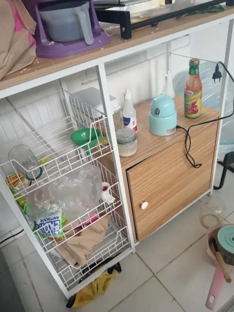 Meja dapur masih baru