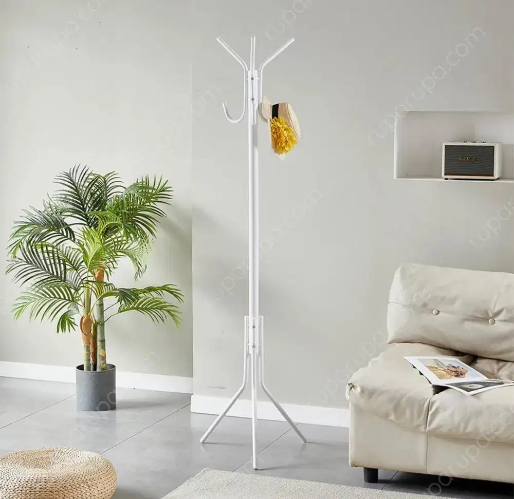 Gantungan baju Informa Roger