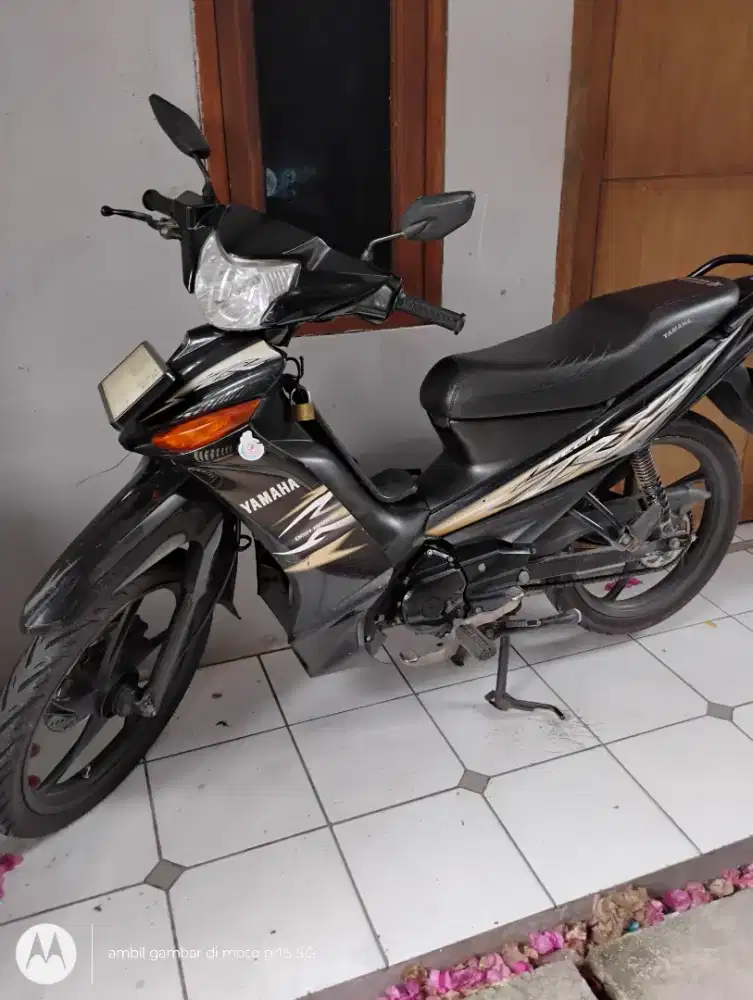 Jual santuy vega zr 2010 warna hitam