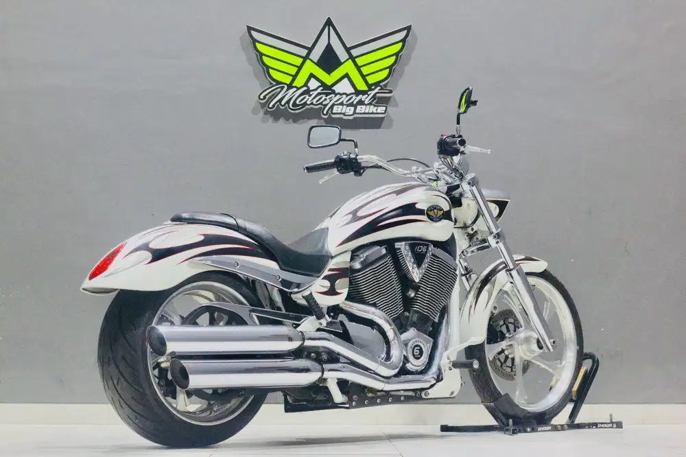 Victory vegas jackpot 1700 mulus BMW sportster 883 48 Roadking