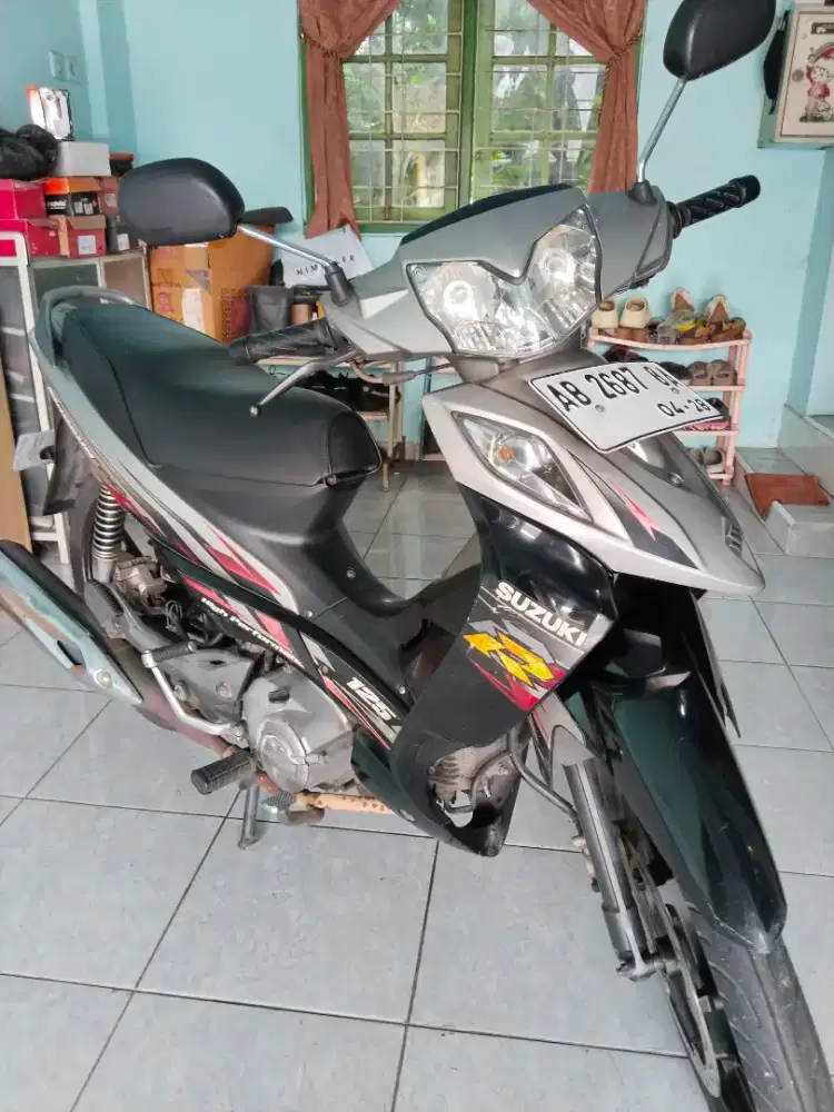 Dijual Suzuki Shogun RR 125cc 2008 ABtgn1