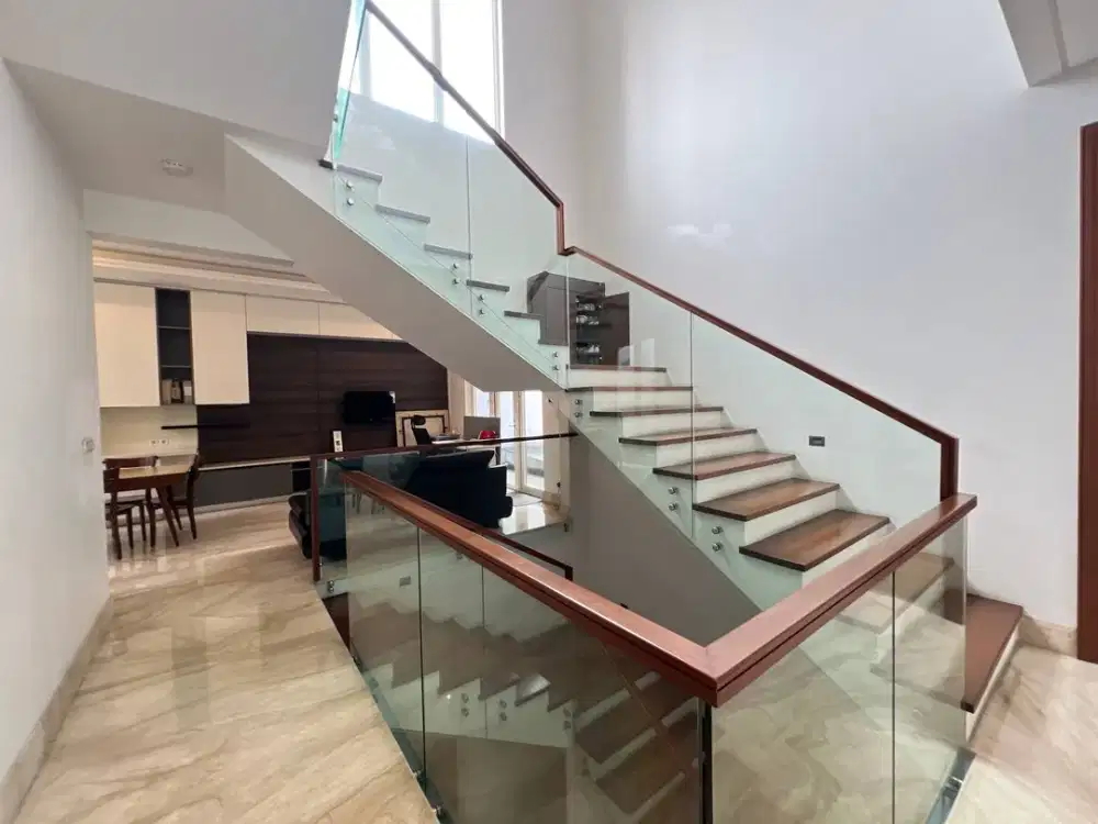 LXMMT 0175 Disewakan Rumah Mewah Full Furnished Area Pondok Indah Jakarta Selatan