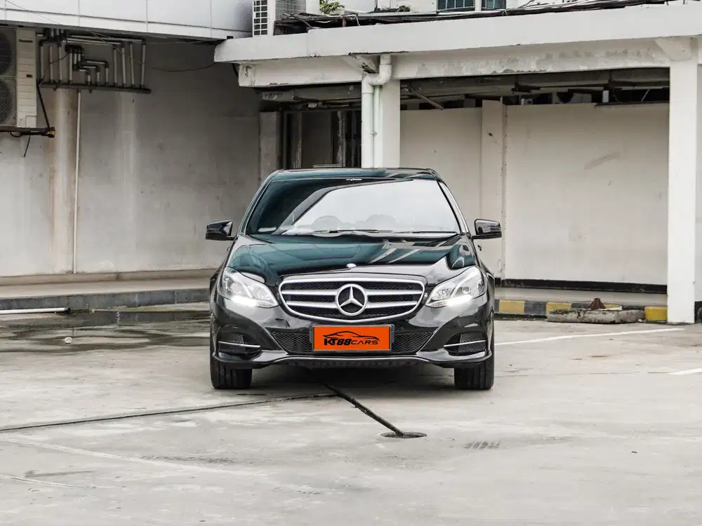 MERCY E200 AVG 2015 MATIC block on black tangan pertama GANJIL