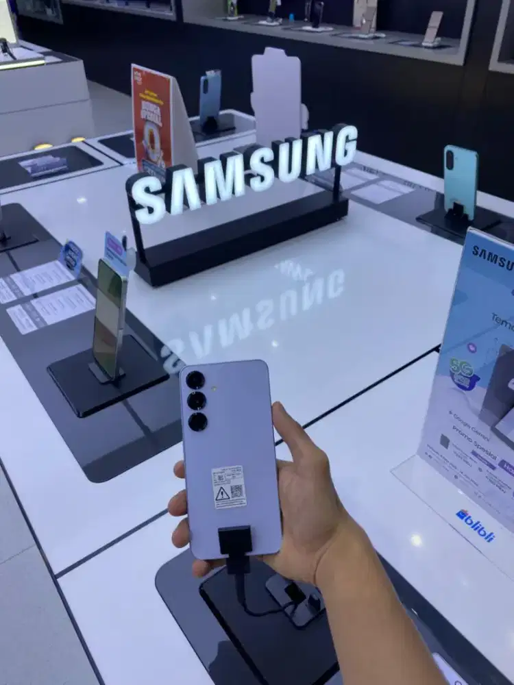 SAMSUNG GALAXY S25 12/256