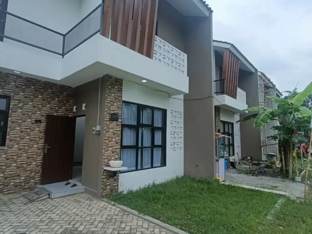 RUMAH LANTAI 2 BERKONSEP VILA HANYA 2 JTAN