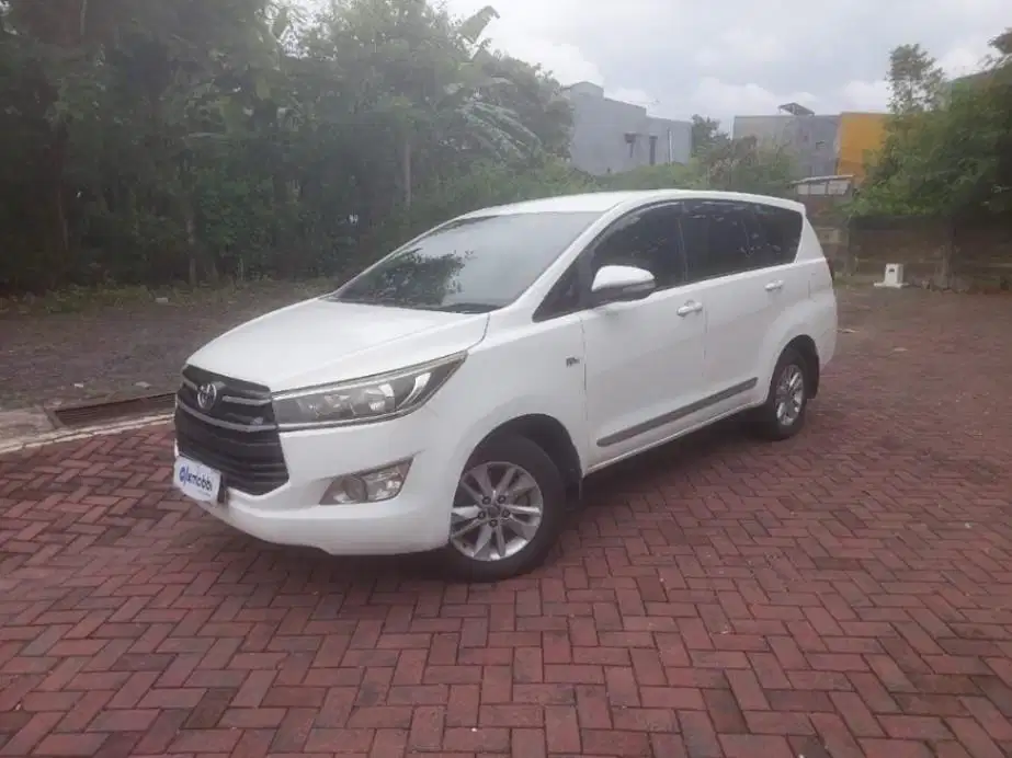 DP 25 Jt Kijang Innova 2.0 G Bensin Matic 2016 Putih QR