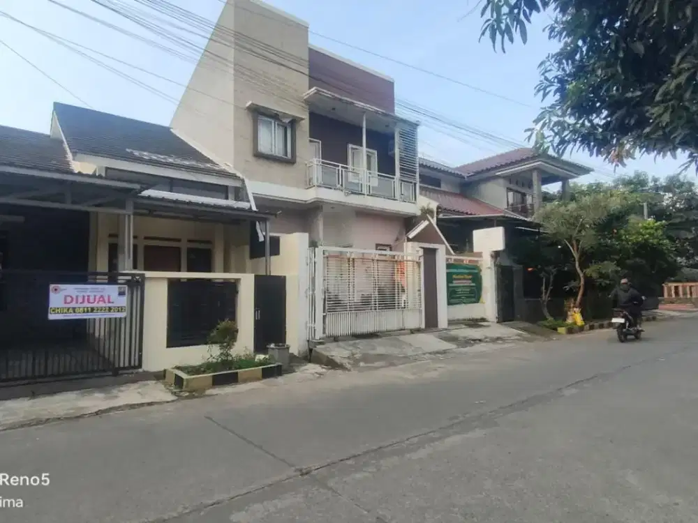 rumah siap huni lt93/80 hrg750jt di jala utama cocok untuk usaha di margahayu raya