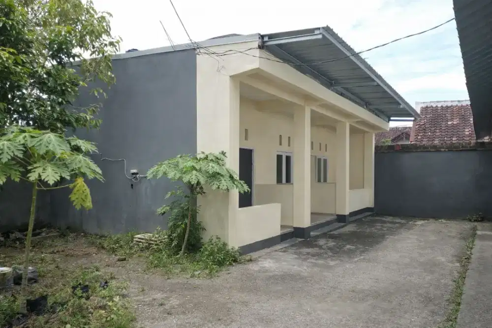 Dijual Cepat Kos Kosan 3 kamar ada halaman, Pagesangan Mataram