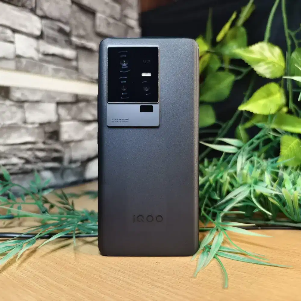 IQOO 11 RAM.16 /256 BATANGAN