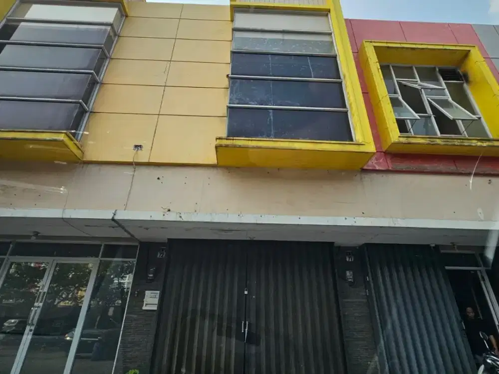 DIJUAK RUKO SIAP USAHA AKSES JALAN UTAMA HARGA TERMURAH DI TAMNA SURYA 5