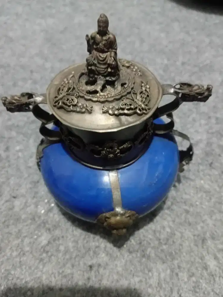 Guci keramik tempat  opium antik