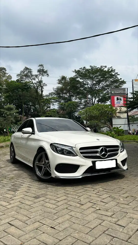 Dijual Mercedes Benz C200 AMG 2019