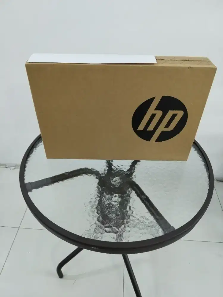 LAPTOP HP 14 EM 0530AU