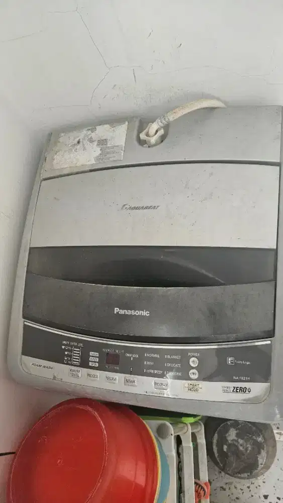 Mesin cuci Panasonic