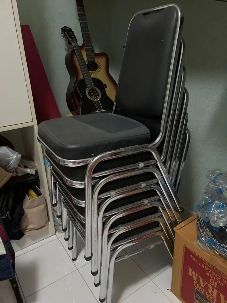 Kursi VIOS bahan Kulit oscar