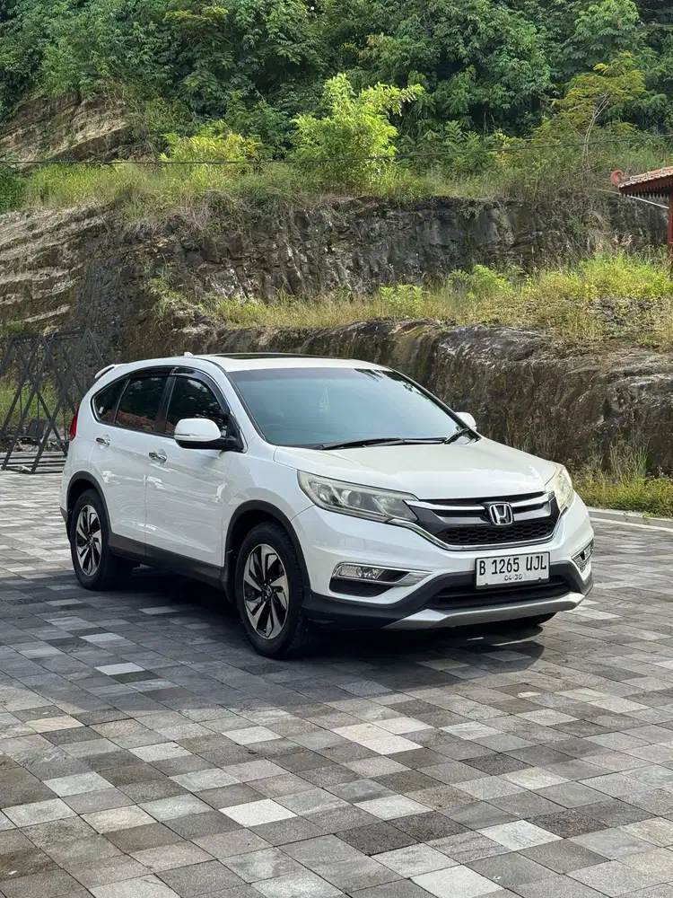 DP 20 JUTA (CRV PRESTIGE 2015 MATIC)