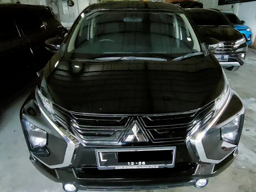 XPANDER MATIC GLS 2022/2021 Hitam Sangat Prima