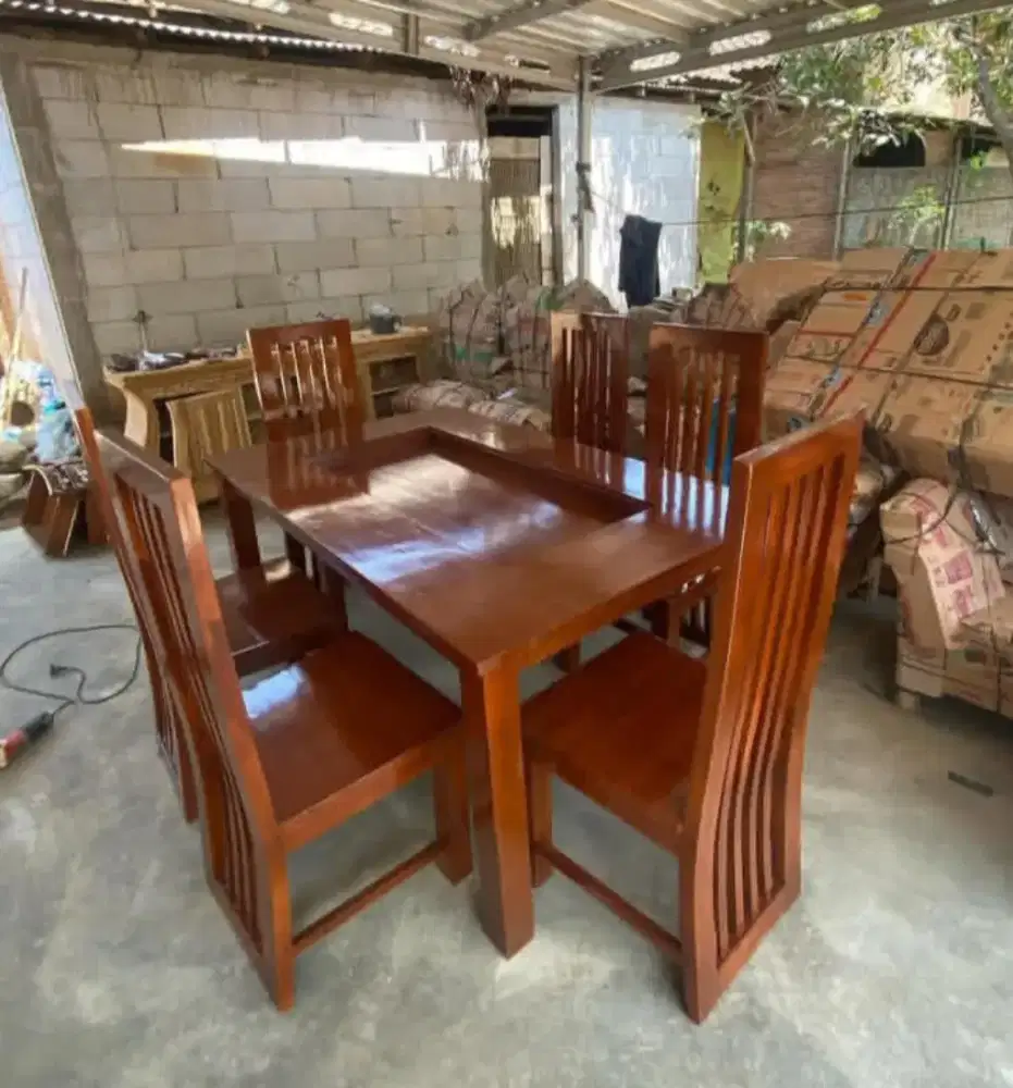 Kursi makan jati minimalis