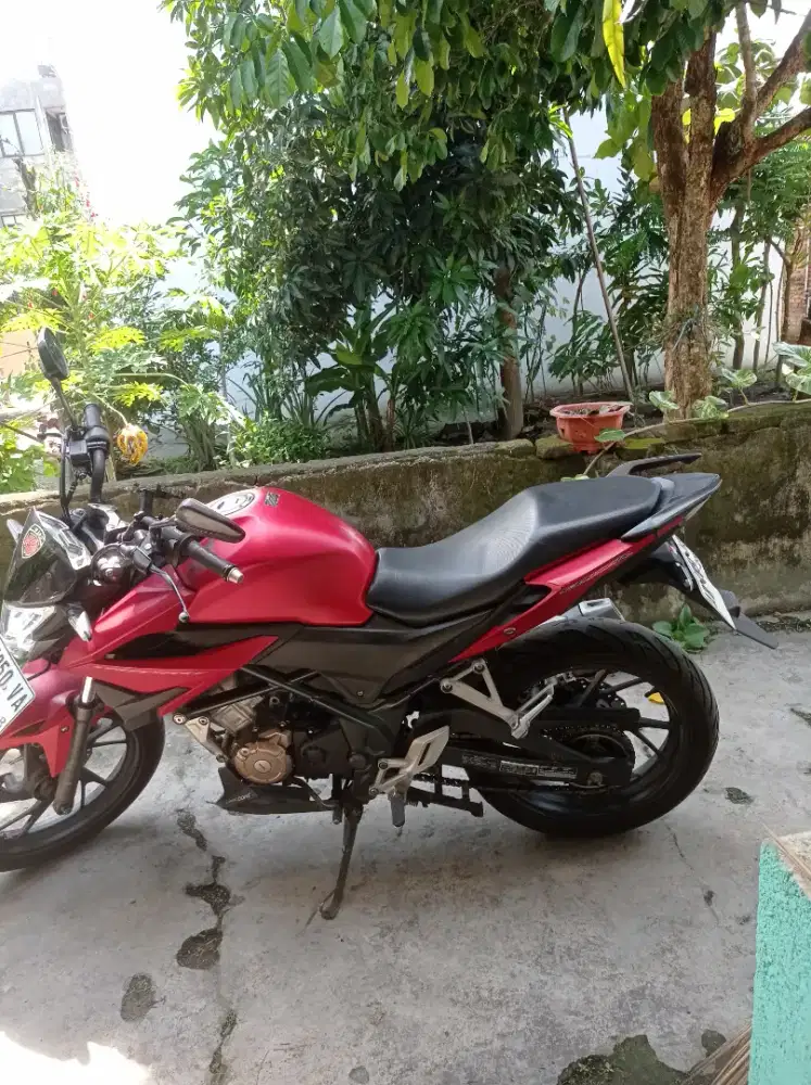 Di jual Honda CB 150R tahun 2018