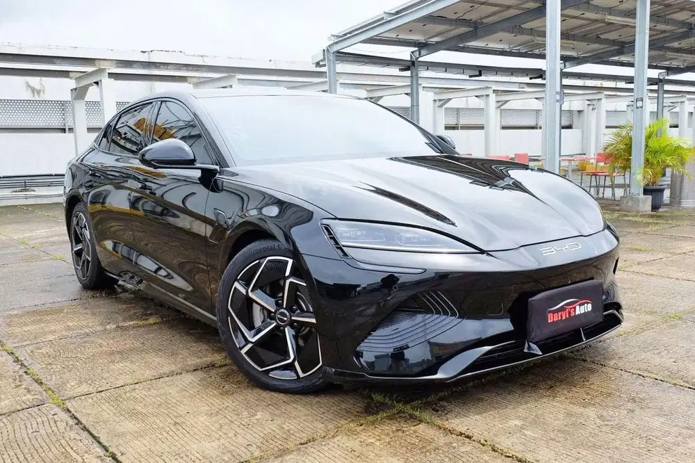 BYD Seal Premium AT Hitam ODOMETER VERY LOW