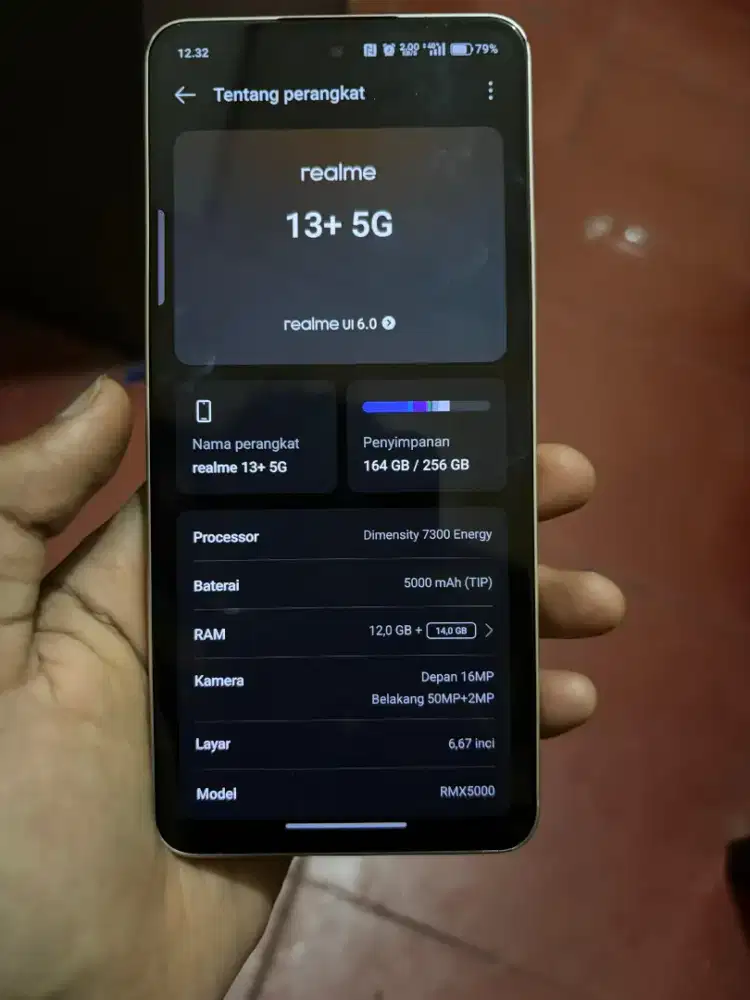 Realme 13 plus 5g dan Poco pad m1