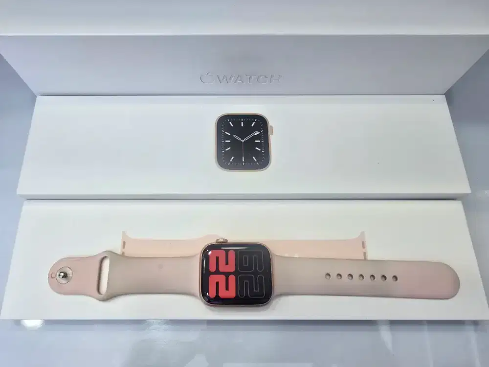 Apple Watch series 6 44mm Pink Gold Ex Garansi resmi -MasterCom