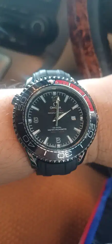 Jam tangan Keren Omega