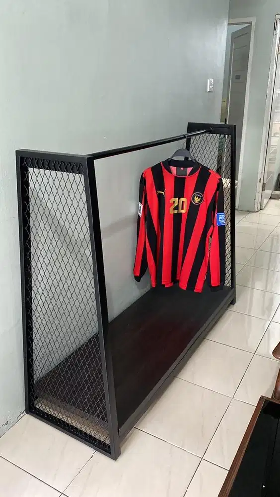 Gantungan Baju/Jersey Display toko