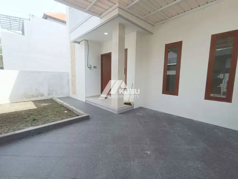 KBP1514 Minimalist 3 Bedroom House in a complex area.