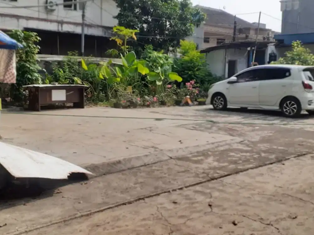 Kavling Strategis Posisi Hook di Jl. Raya Pondok Kelapa Jakarta Timur