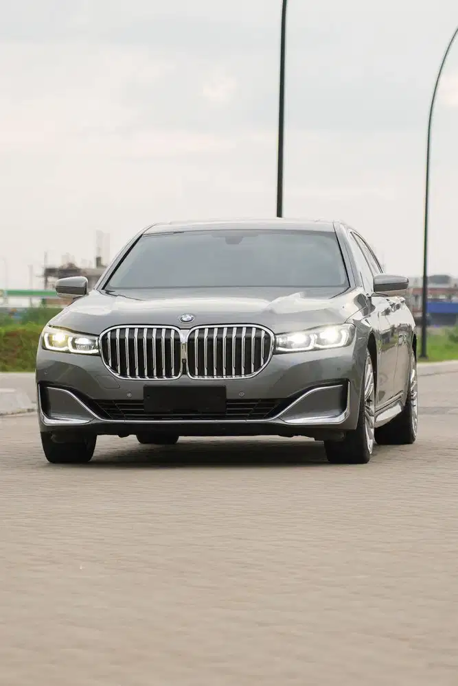 BMW 740Li Facelift Opulence 2016 (G12)