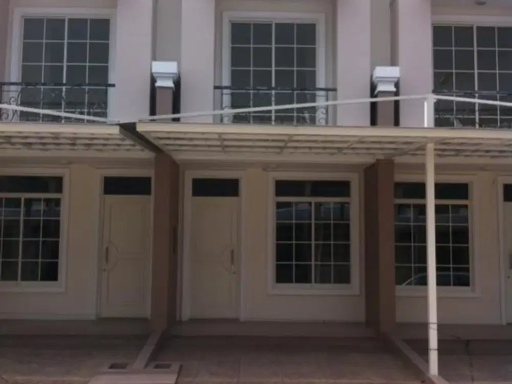 Dijual Cepat Murah Rumah Minimalis 2 Lantai di Cluster West Europe uk.4x12m Green Lake City