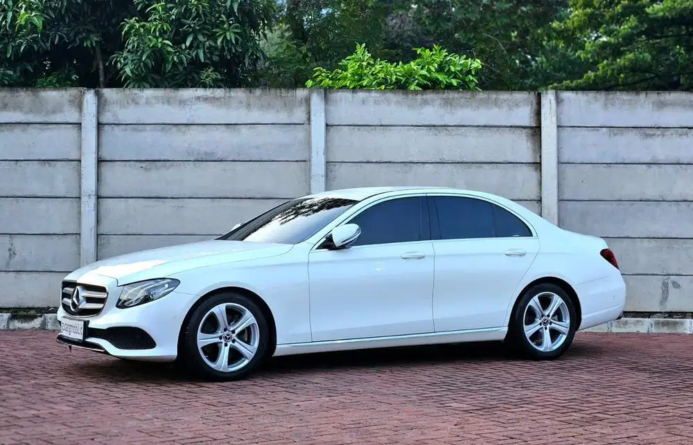 LOW ODO MULUS ANTIK LIKE NEW ! Mercedes Benz E250 Avantgarde 2018