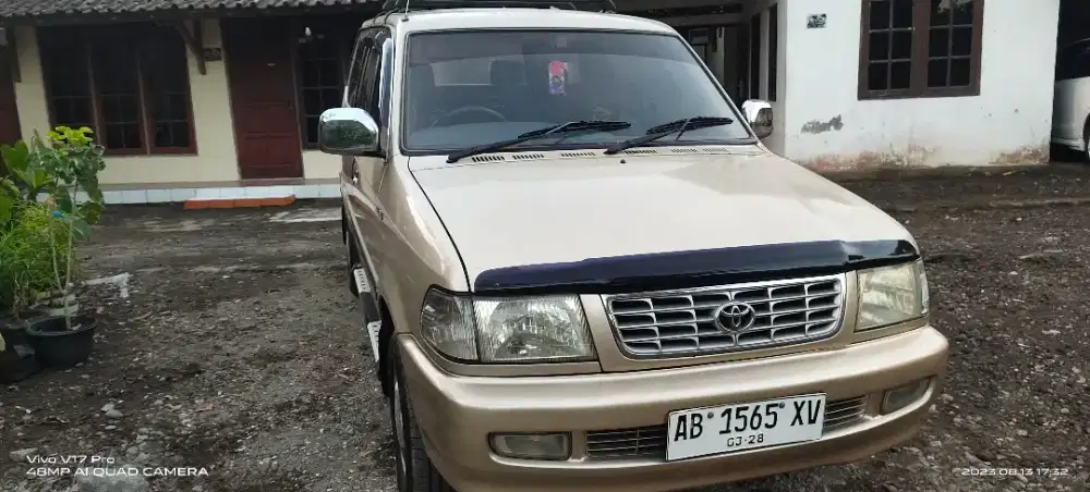 kijang kapsul lgx 2002